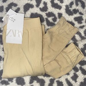 Zara Ribbed Seamless Leggings